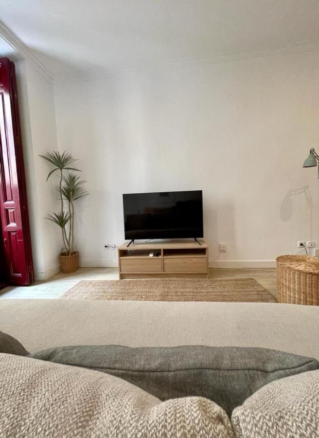 Beautiful Loft Para 3Pax En Huertas/Cortes Madrid Esterno foto