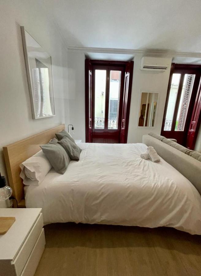 Beautiful Loft Para 3Pax En Huertas/Cortes Madrid Esterno foto