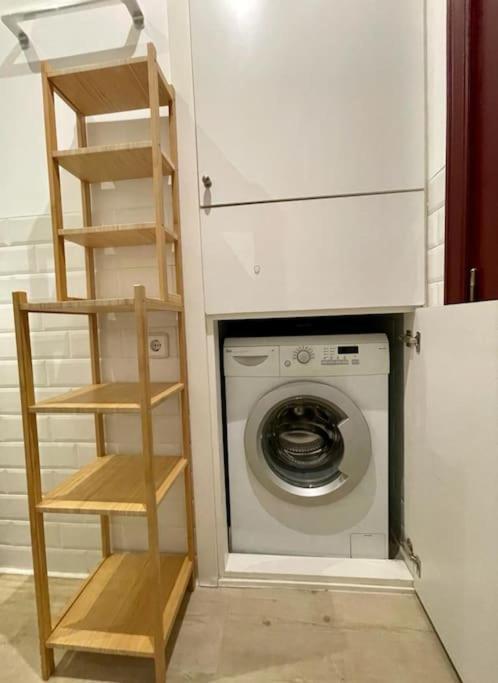 Beautiful Loft Para 3Pax En Huertas/Cortes Madrid Esterno foto